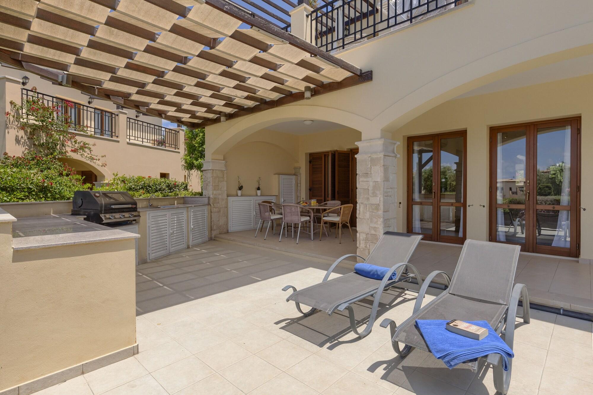 Aphrodite Hills Holiday Residences Экстерьер фото
